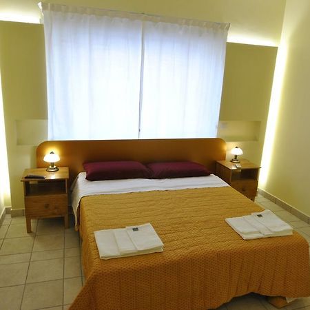 Hotel Roma Tourist House Exterior foto